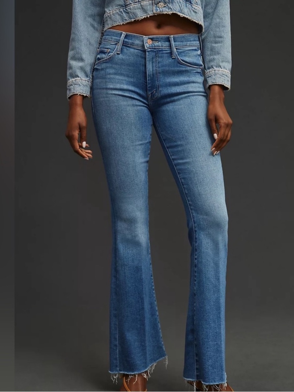 MOTHER The Weekender Fray Jeans in Hop On Hop Off High Rise Flare Size 26